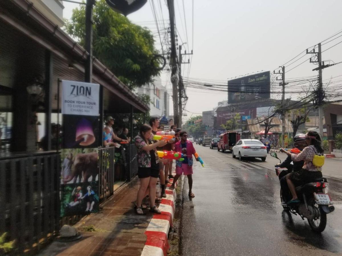 Zion Hostel Chiang Mai Buitenkant foto