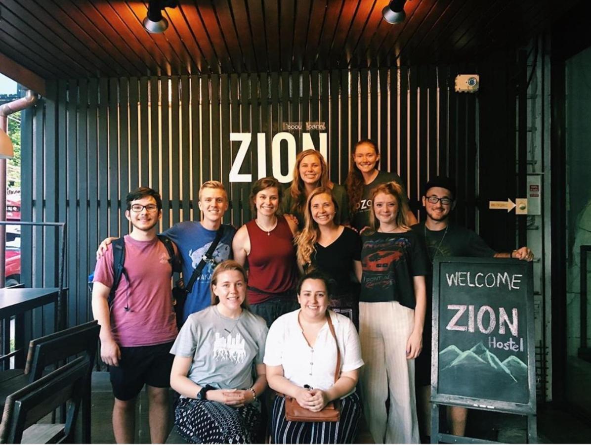 Zion Hostel Chiang Mai Buitenkant foto